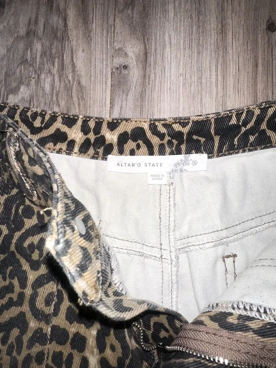 NWOT Altar’d State Nash Cheetah Straight Leg Pants - Picture 7 of 7
